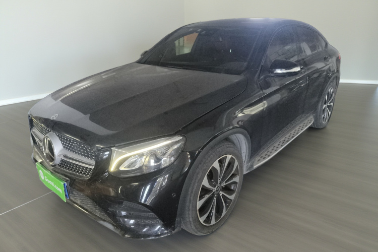 Mercedes-Benz GLC Coupe 2018 immagine di auto #2