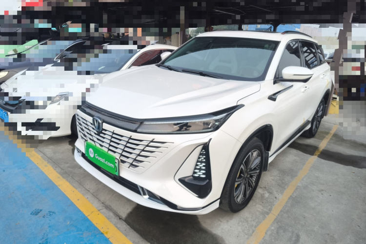 Changan CS75 Plus iDD 2024 car image #2