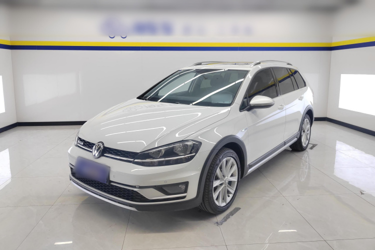 Volkswagen Golf (Imported) 2019 immagine di auto #2