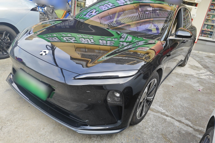 NIO ET5 2025 car image #2