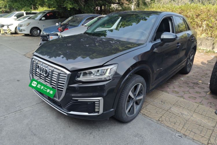 Q2L e-tron 2020 car image #2