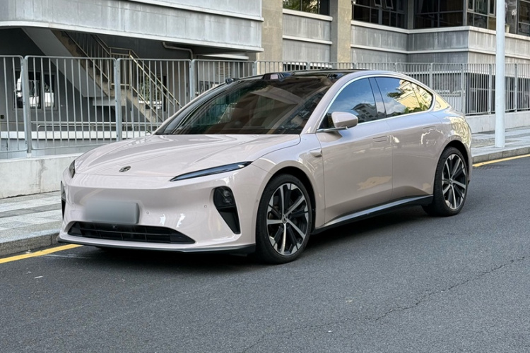 NIO ET5 2023 image de voiture #2