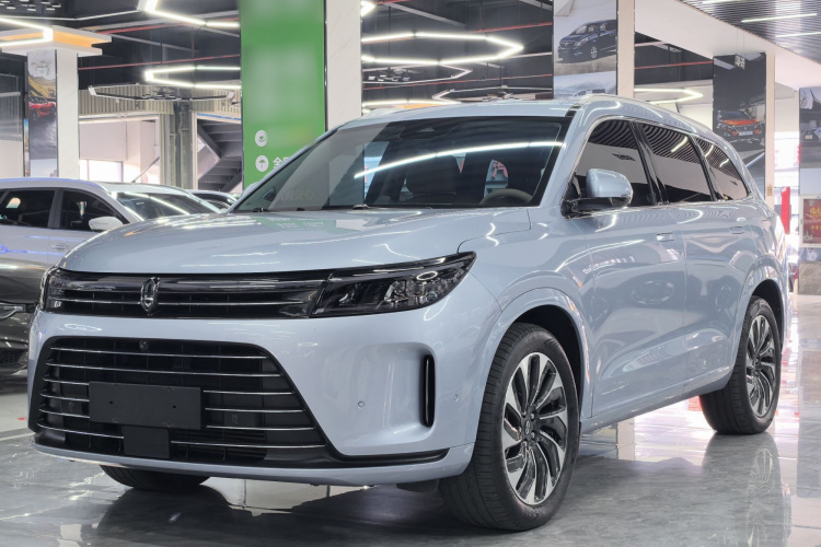 2023 image de voiture #2