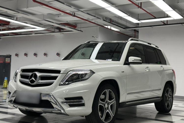 Mercedes-Benz GLK Class 2015 immagine di auto #2