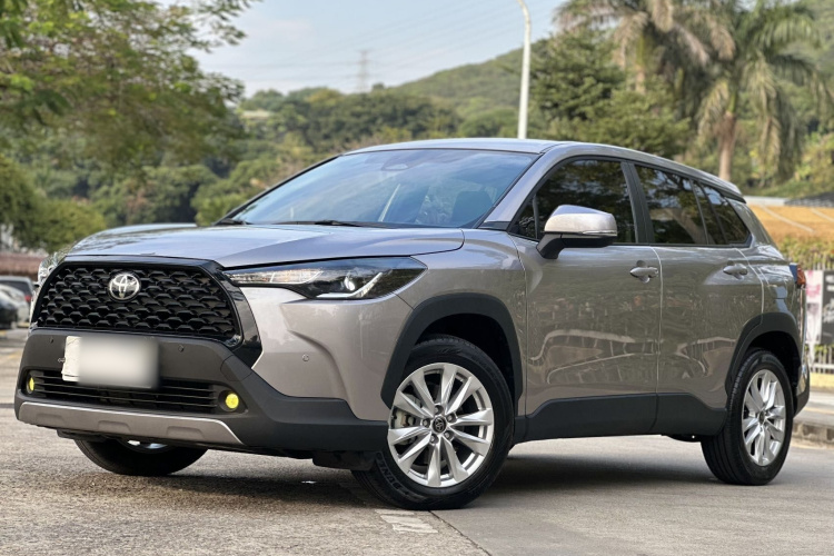 丰田 卡罗拉锐放 2023 汽车图片 #2