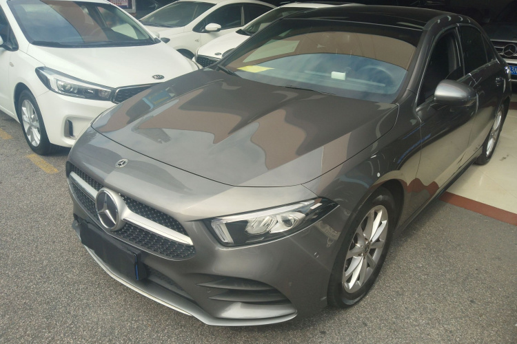 Mercedes-Benz A Class 2022 car image #2