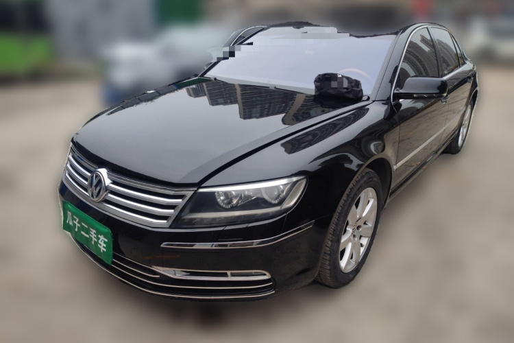 Volkswagen Pheaton 2011 immagine di auto #2