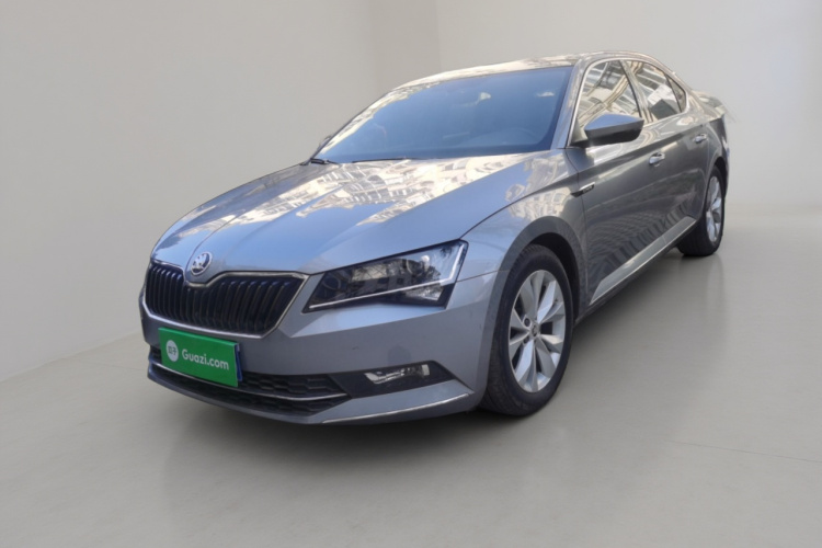 Skoda Superb 2017 #2 Skoda Superb 2017 car image #2