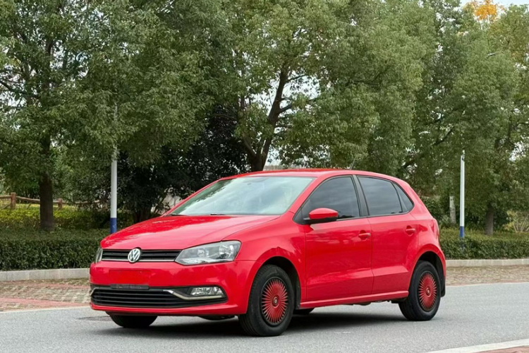 Polo 2015 #2 Polo 2015 car image #2