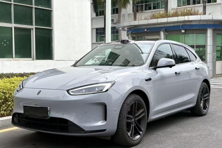 2024 car image #2