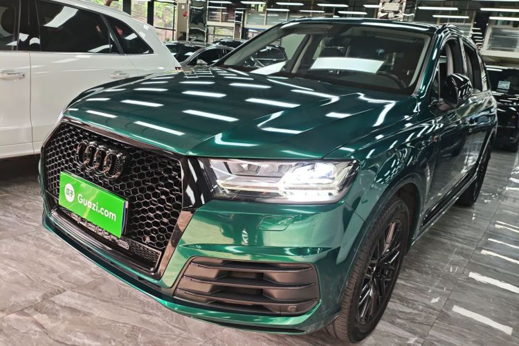 Audi Q7 2016 car image #2