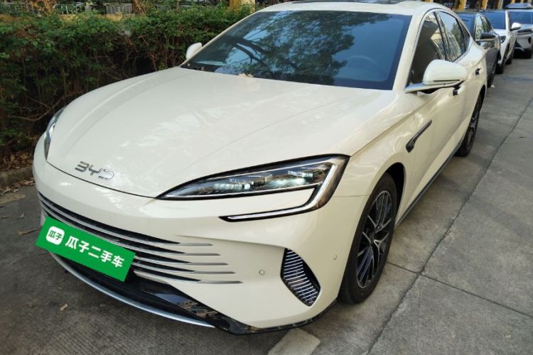 BYD Seal 07 DM-i 2025 car image #2
