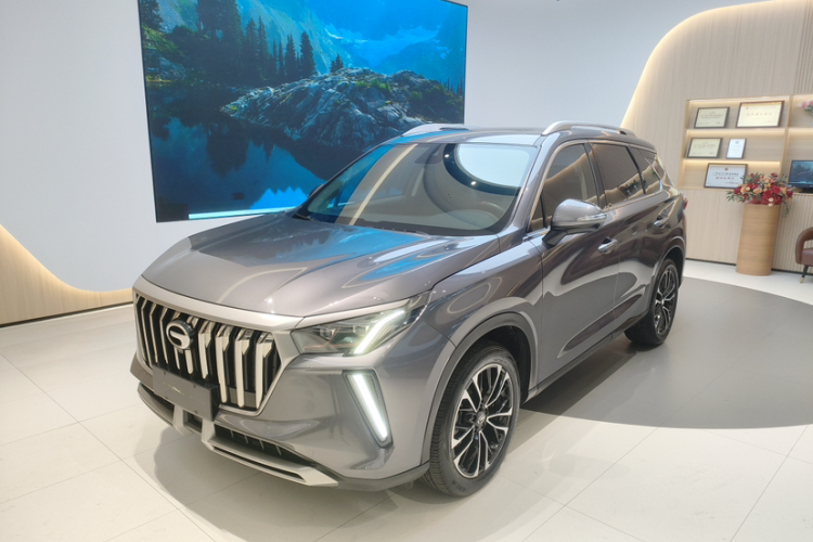 GAC Trumpchi GS4 PLUS 2022 #2 GAC Trumpchi GS4 PLUS 2022 car image #2