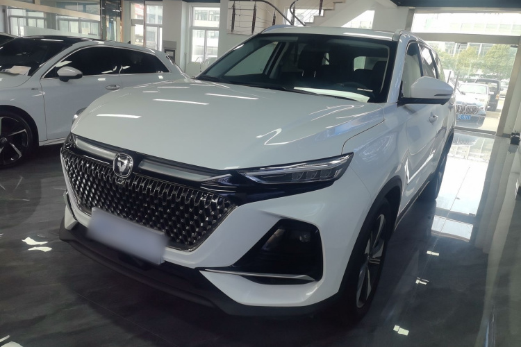 Changan X7 PLUS 2024 car image #2