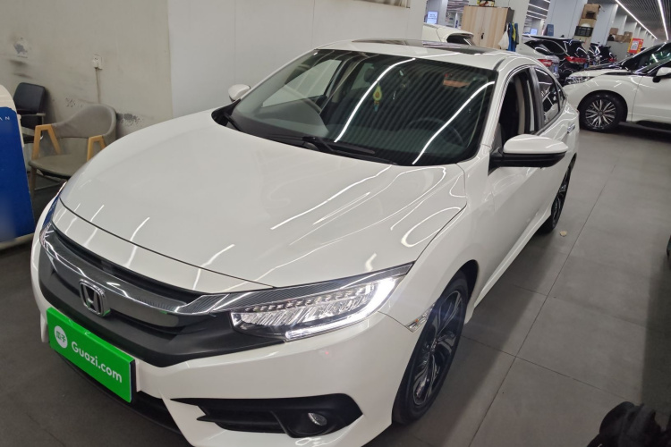Honda Civic 2018 car image #2
