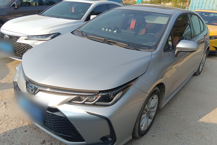 Toyota Corolla 2023 image de voiture #2