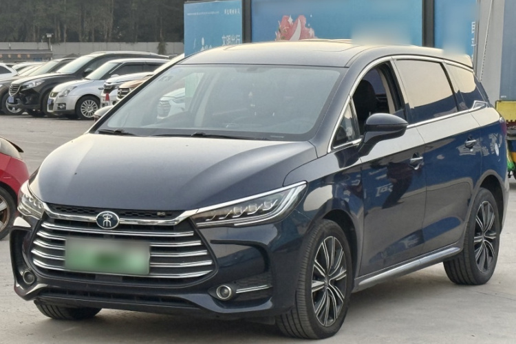 BYD Song MAX New Energy 2019 #2 BYD Song MAX New Energy 2019 car image #2