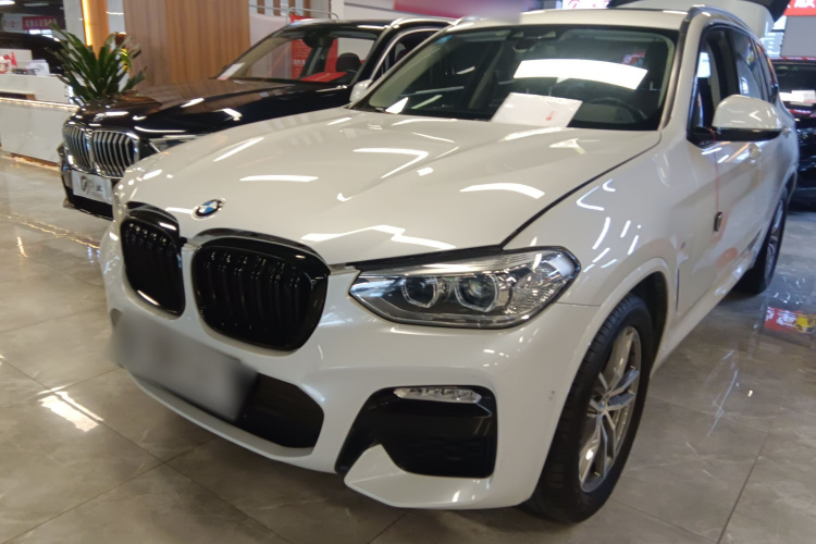 BMW X3 2018 car image #2