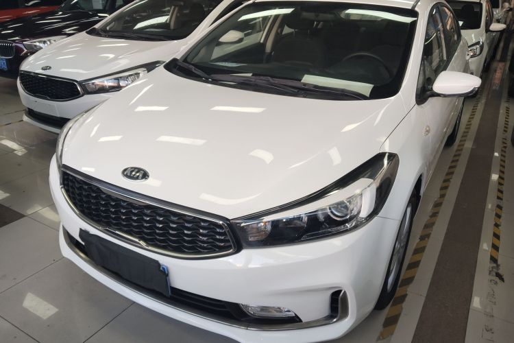 Kia 2017 car image #2