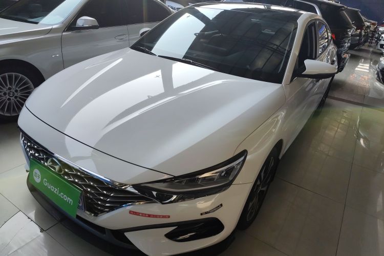 Hyundai Lafesta 2021 car image #2