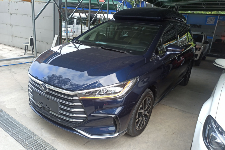 BYD Song MAX New Energy 2023 car image #2