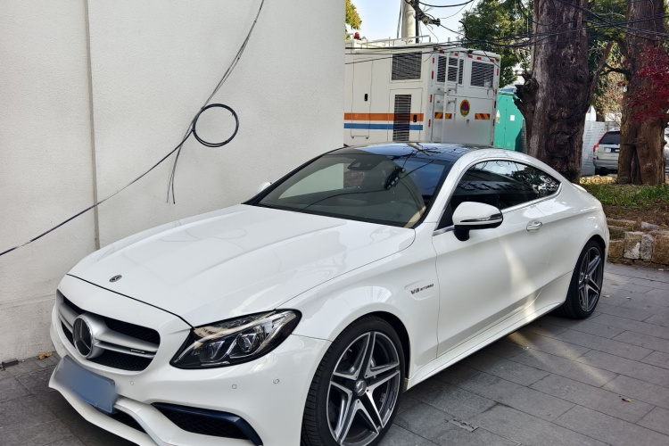 Mercedes-Benz C AMG 2018 image de voiture #2