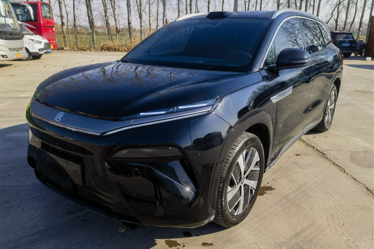 BYD Tang L 2025 car image #2