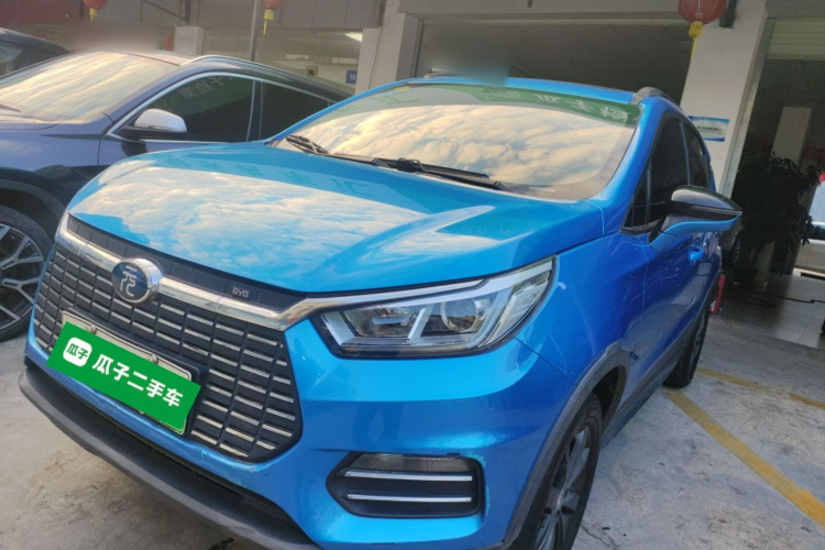 BYD Yuan New Energy 2018 #2 BYD Yuan New Energy 2018 car image #2