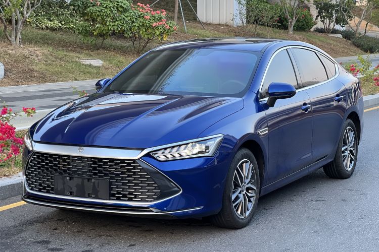 BYD Qin Plus 2022 car image #2