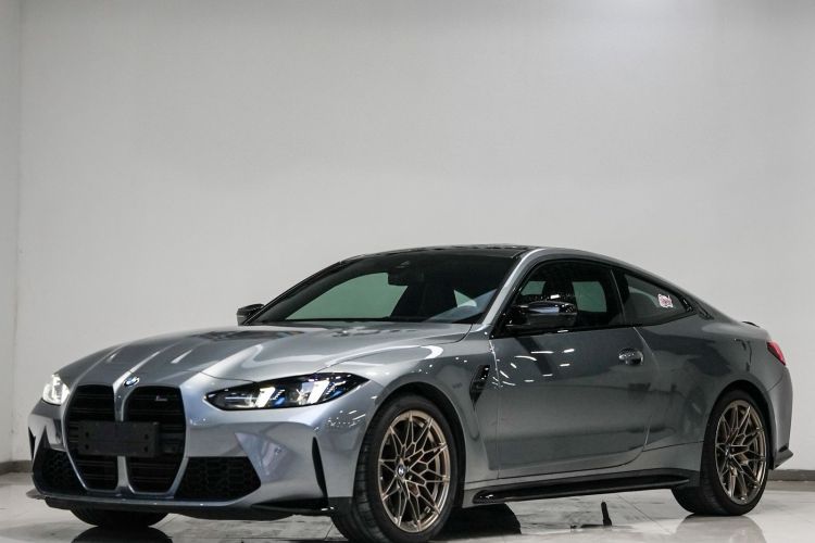 BMW M4 2024 imagen de coche #2