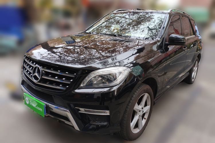 Mercedes-Benz M Class 2015 car image #2