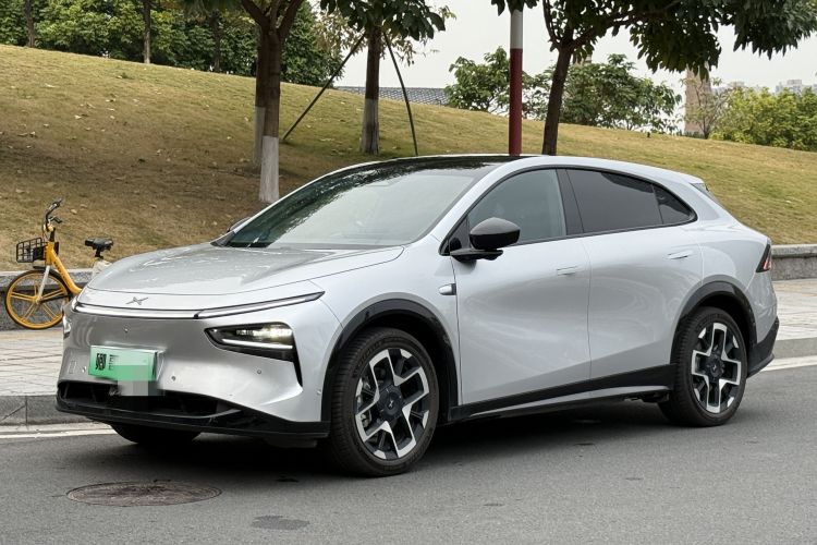 小鹏 2025 汽车图片 #2