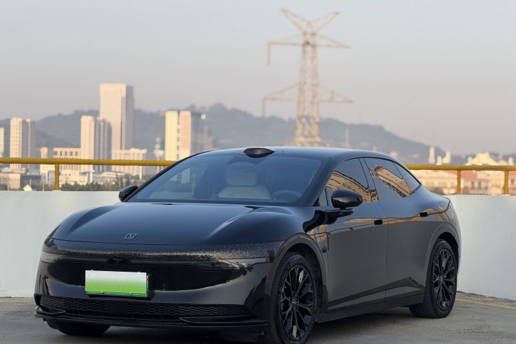 极氪 极氪007 2024 汽车图片 #2