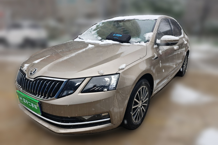 Skoda Octavia 2018 car image #2