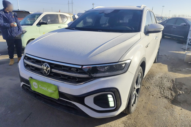 T-Roc 2023 car image #2