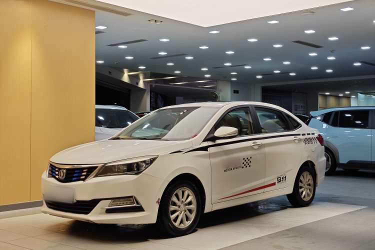 Changan Alsvin V7 2017 car image #2