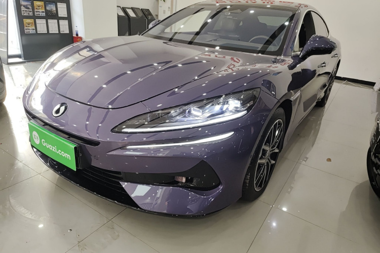 Denza Z9 2024 immagine di auto #2