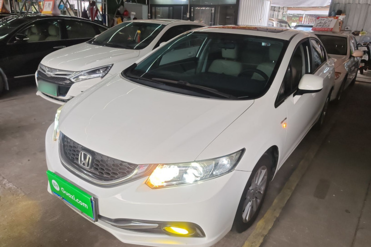 Honda Civic 2016 car image #2