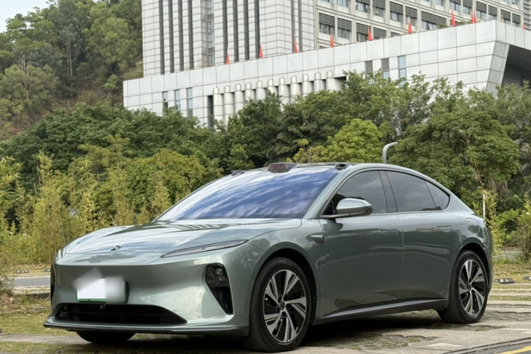 NIO ET5 2023 #2 NIO ET5 2023 car image #2