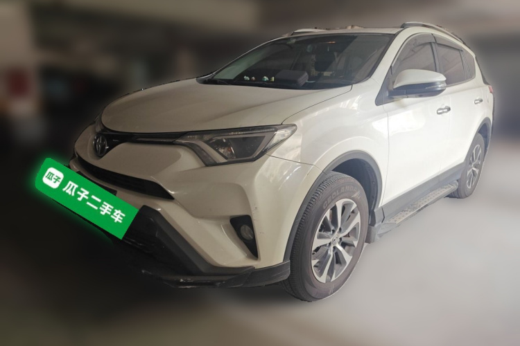 Toyota RAV4 2016 #2 Toyota RAV4 2016 car image #2