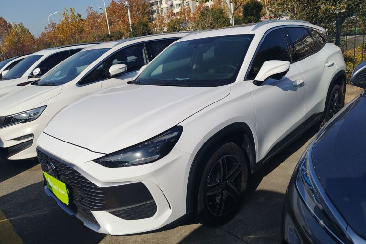 MG ONE 2023 car image #2