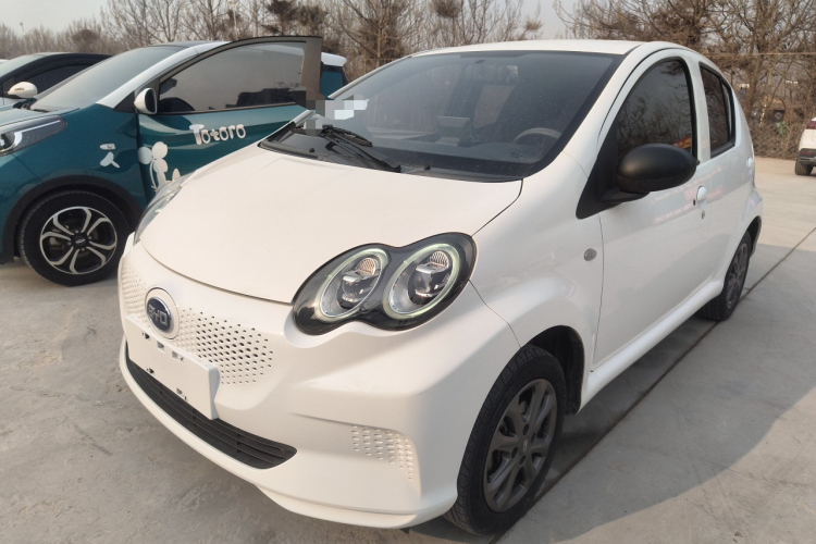 BYD e1 2019 #2 BYD e1 2019 car image #2