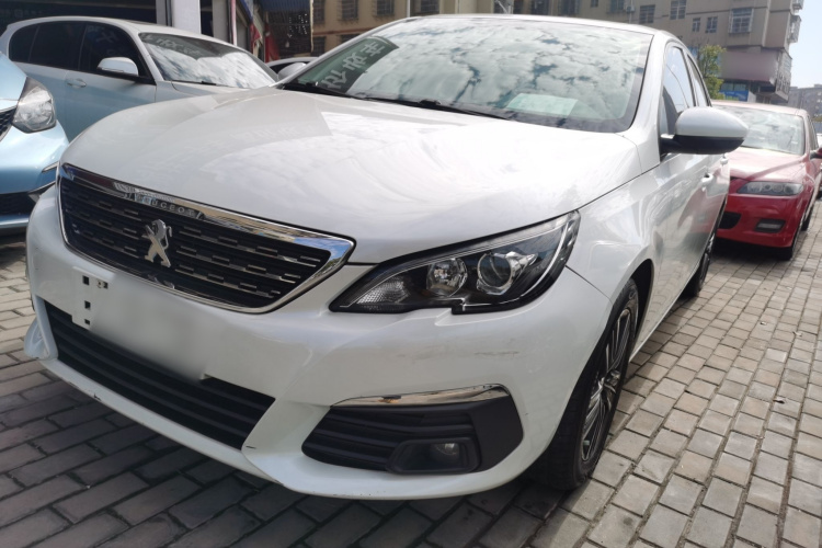 Peugeot 308 2017 #2 Peugeot 308 2017 car image #2