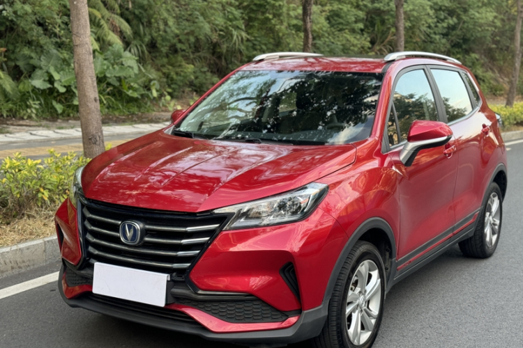 Changan CS15 2019 car image #2