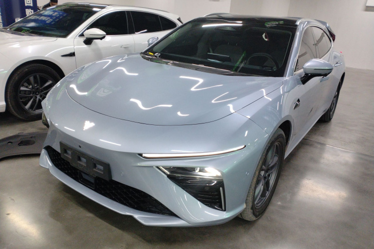 哪吒汽车 哪吒S猎装 2025 汽车图片 #2