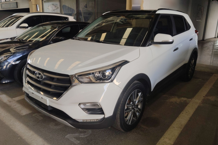 Hyundai ix25 2018 #2 Hyundai ix25 2018 car image #2