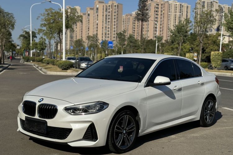 BMW 1 Series 2021 car image #2