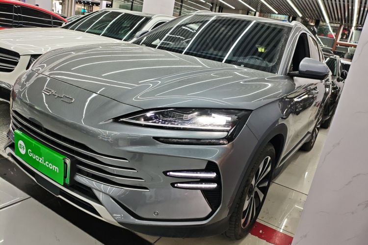 BYD Song Plus New Energy 2023 car image #2