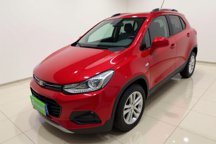 Chevrolet Tracker 2017 #2 Chevrolet Tracker 2017 car image #2