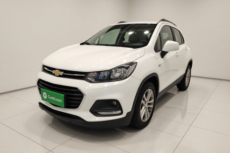Chevrolet Tracker 2018 #2 Chevrolet Tracker 2018 car image #2